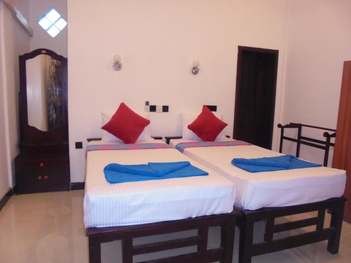 Surf Bay Resort Arugam Bay Exterior photo
